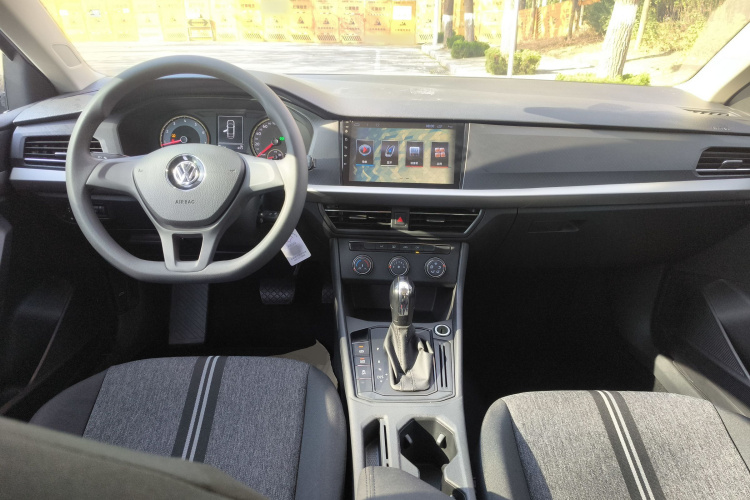 大众 朗逸 2019款 1.5L 自动风尚版 国VI中控内饰7002