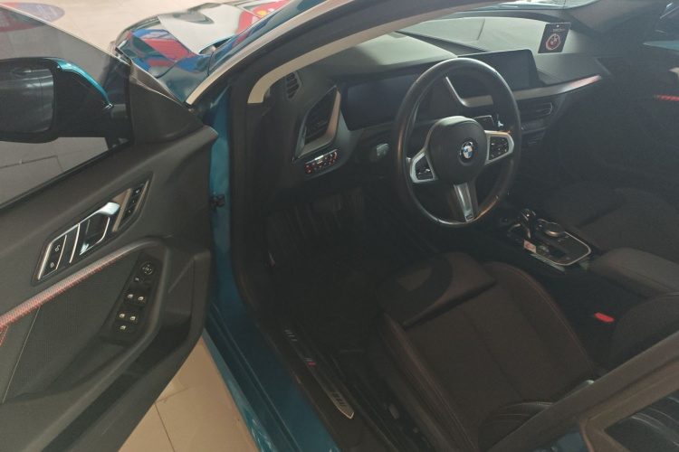 宝马2系(进口) 2021款 225i 四门轿跑车 M运动套装中控内饰20