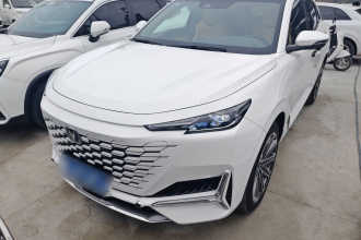 长安UNI-K 2021款 2.0T 全轮驱动尊贵型