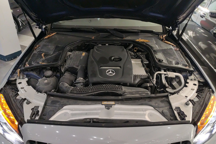 奔驰C级(进口) 2018款 C 200 轿跑车局部细节24