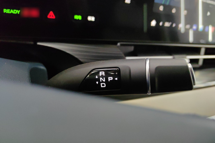 魏牌 高山 2023款 四驱行政加长版局部细节18