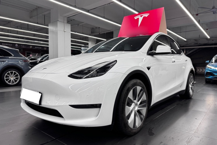 特斯拉 Model Y 2022款 长续航全轮驱动版车身外观6001
