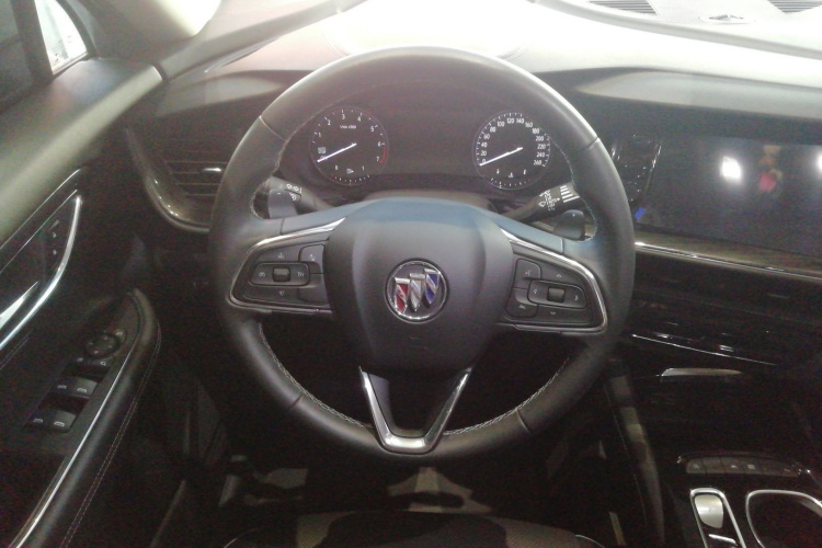 别克 2022款 改款 昂科威S 552T 两驱豪华型中控内饰13