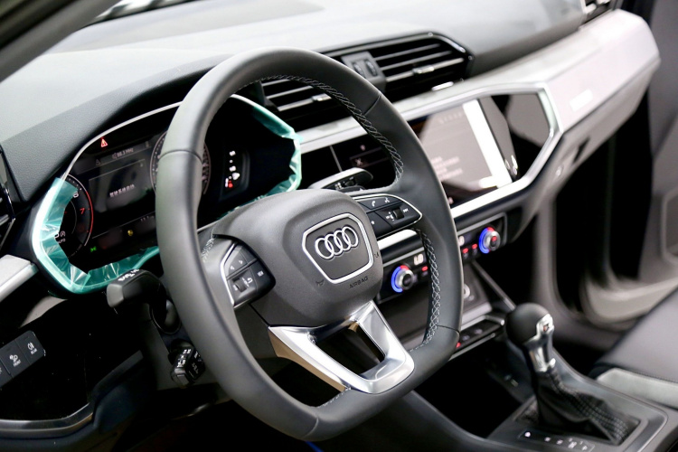 奥迪Q3 2024款 40 TFSI 时尚动感型中控内饰7003