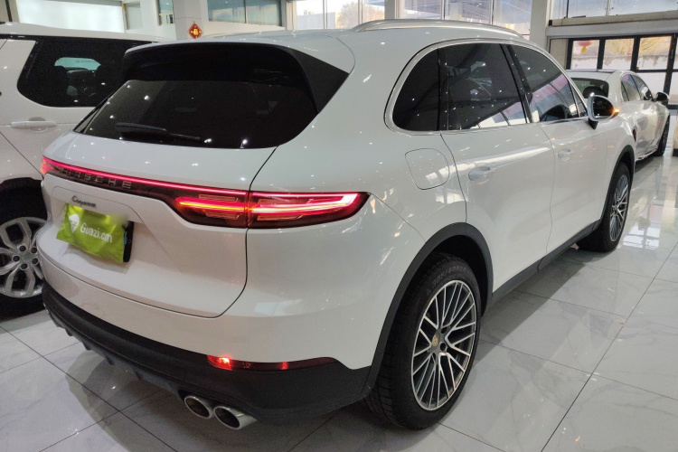 保时捷 2018款 Cayenne 3.0T车身外观7