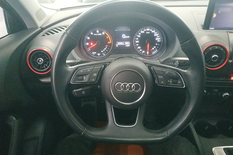 奥迪A3 2020款  Limousine 35 TFSI 运动型 国VI中控内饰13