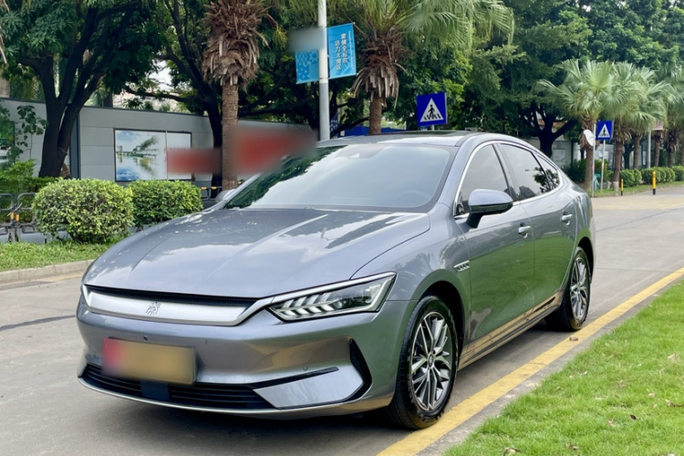 比亚迪 秦PLUS 2021款 EV 500KM 尊贵型车身外观1