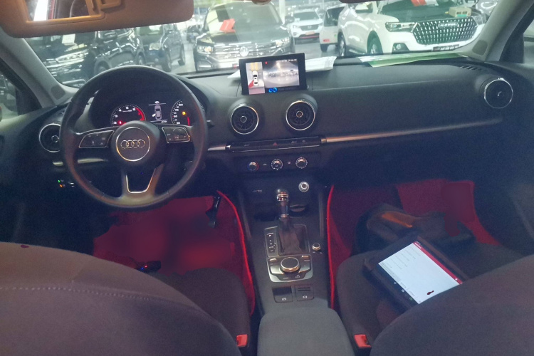 奥迪A3 2019款 Limousine 35 TFSI 进取型 国VI中控内饰12