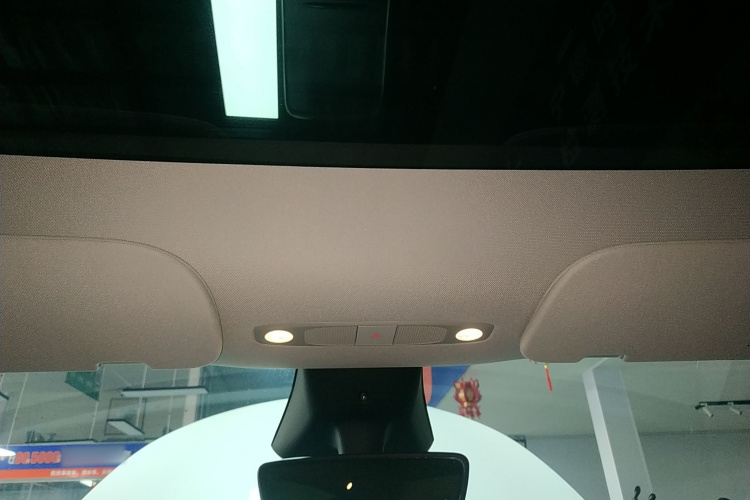 特斯拉 Model Y 2024款 长续航全轮驱动版局部细节22