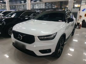 沃尔沃XC40 2021款 T4 四驱智远运动版