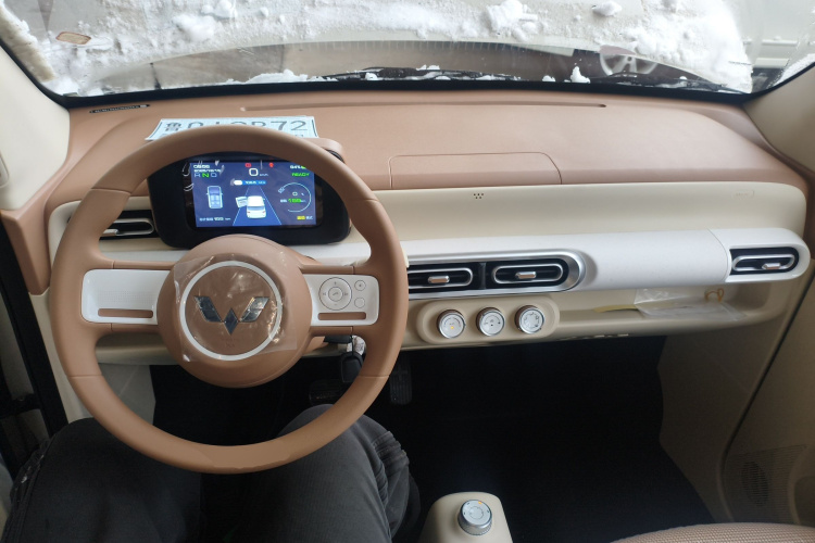 五菱汽车 宏光MINIEV 2024款 第三代 215km 青春版中控内饰12