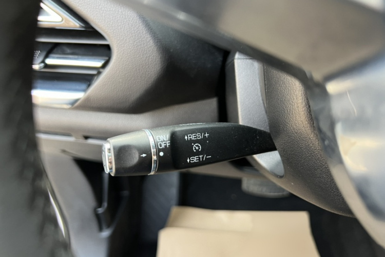 众泰T500 2018款 1.5T 自动智能互联尊贵型局部细节9015