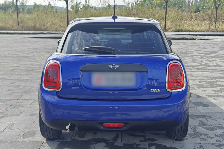 MINI 2019款 1.5T ONE PLUS 五门版车身外观6004