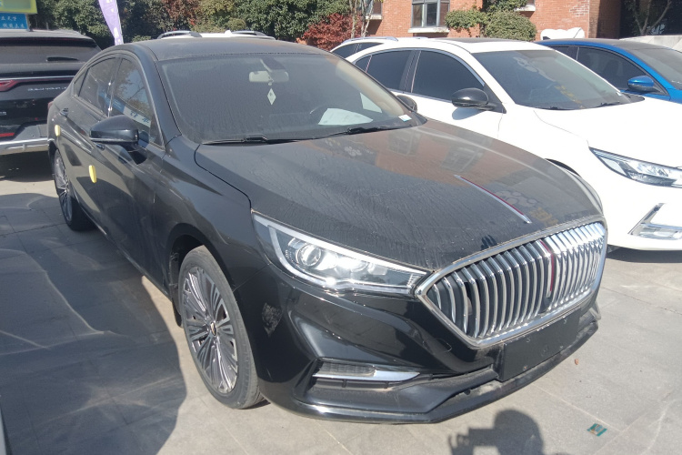 红旗H5 2022款 经典款 改款 1.5T DCT旗韵版车身外观3