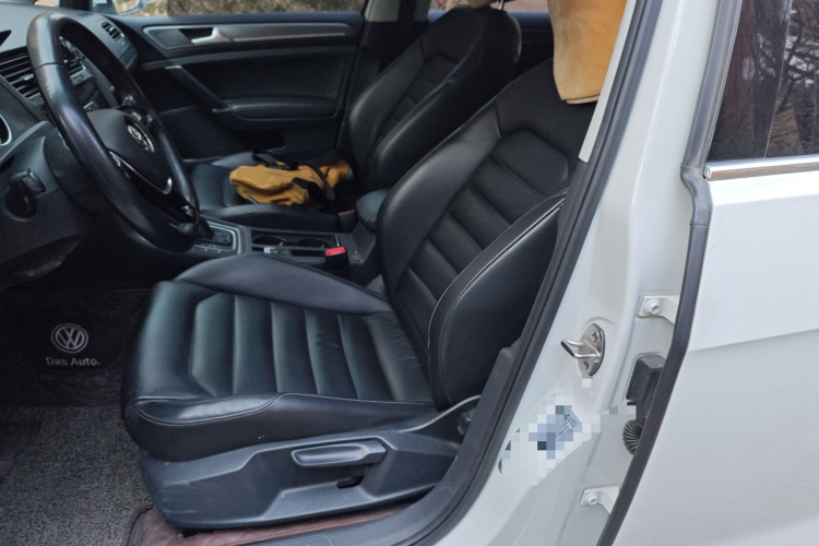 大众 高尔夫 2016款 230TSI 自动豪华型中控内饰19