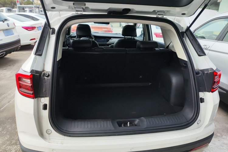 长安CS35PLUS 2019款 1.4T DCT酷联蓝鲸版局部细节23