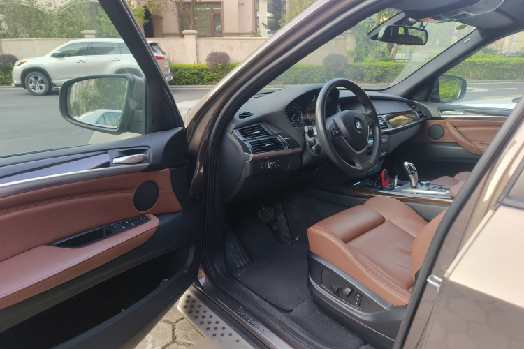 宝马X5(进口) 2013款 xDrive35i 臻享版中控内饰7003