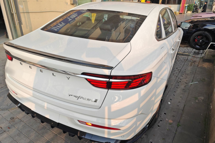 吉利汽车 星瑞 2025款 东方曜 1.5TD 昆仑版车身外观7