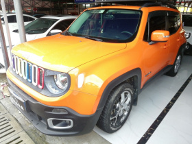 Jeep 自由侠 2018款 互联大屏版 180T 自动高能版