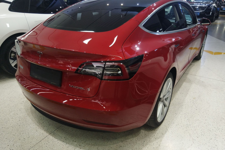 特斯拉 Model 3 2019款 标准续航后驱升级版车身外观6005