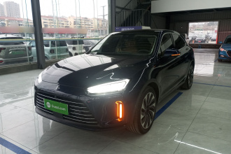 鸿蒙智行 问界M5 2022款 增程四驱旗舰版