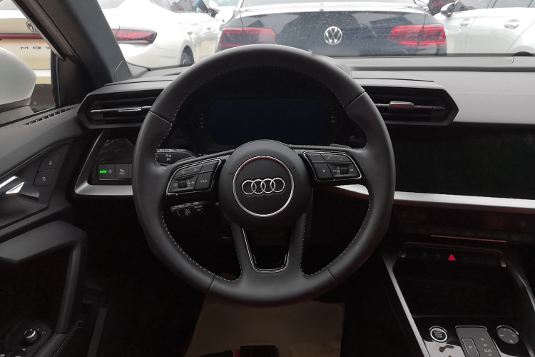 奥迪A3 2022款 Sportback 35 TFSI 时尚运动型中控内饰13