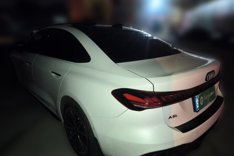 奥迪A5L 2026款 2.0T 运动版 Plus车身外观5