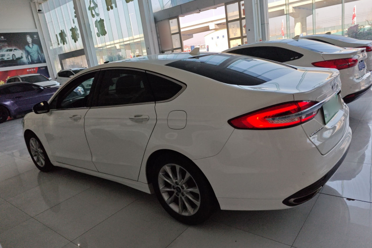 福特 蒙迪欧 2017款 EcoBoost 180 时尚型车身外观6003