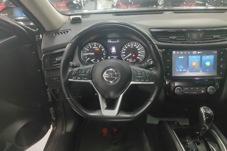 日产 奇骏 2021款 2.0L CVT 2WD XL Premium尊享纪念版局部细节13