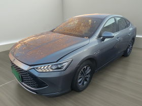 比亚迪 秦PLUS 2024款 荣耀版 DM-i 55KM领先型