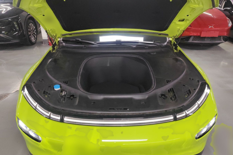 小鹏P7 2021款 670E鹏翼版局部细节24