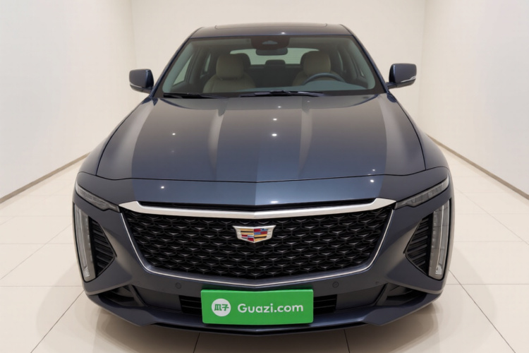 凯迪拉克CT6 2023款 28T 尊贵型车身外观2