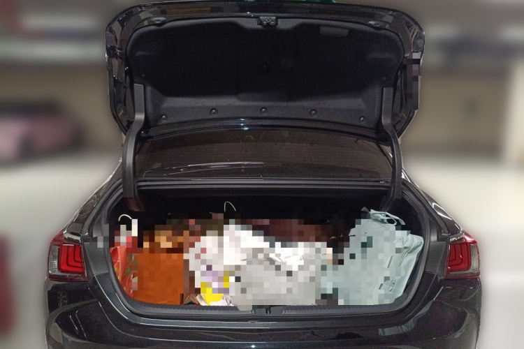 雷克萨斯ES 2022款 300h 臻享版中控内饰23