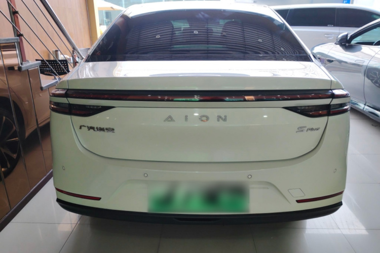 埃安 AION S Plus 2022款 80 科技版车身外观6004