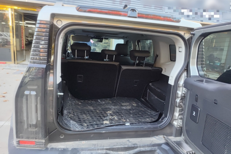 捷途旅行者 2023款 2.0T 四驱穿越PRO机舱底盘23