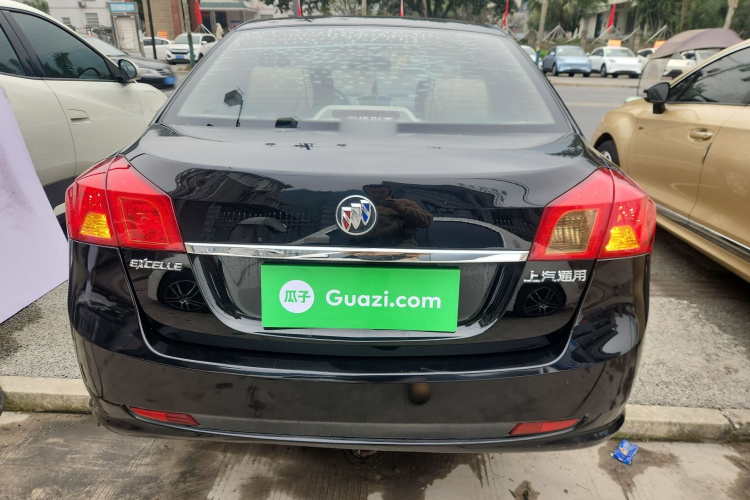 别克 凯越 2015款 1.5L 手动经典型车身外观6