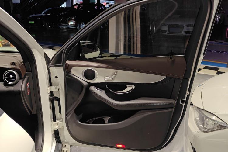 奔驰GLC 2017款 GLC 200 4MATIC中控内饰7005