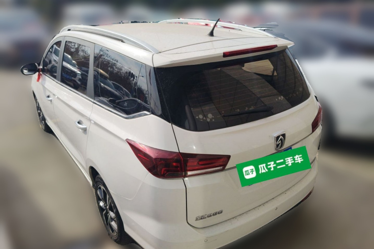 宝骏360 2018款 1.5L 自动豪华型 国V车身外观5