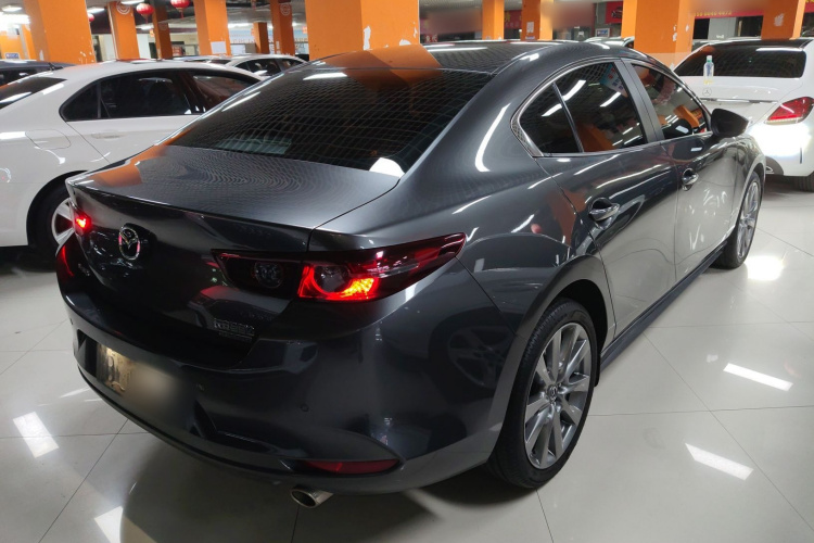 马自达3 昂克赛拉 2021款 2.0L 自动质雅版车身外观7