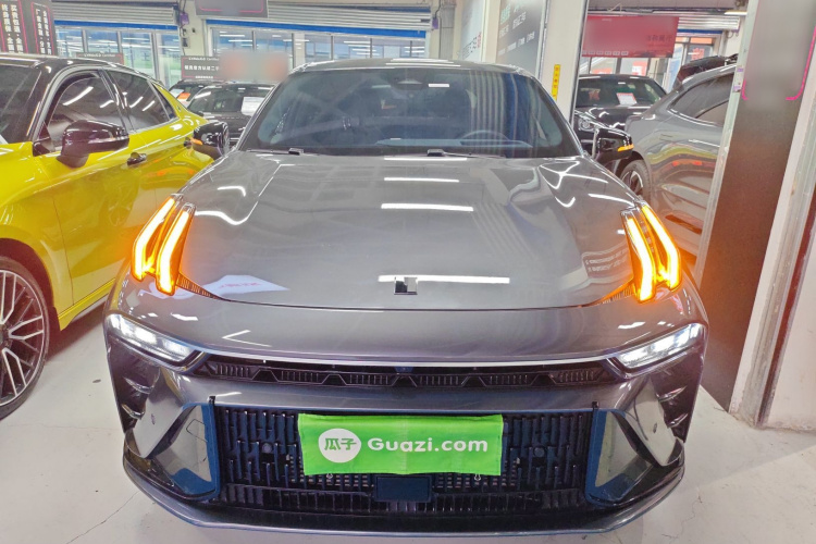 领克03 2023款 2.0TD DCT劲Halo车身外观2