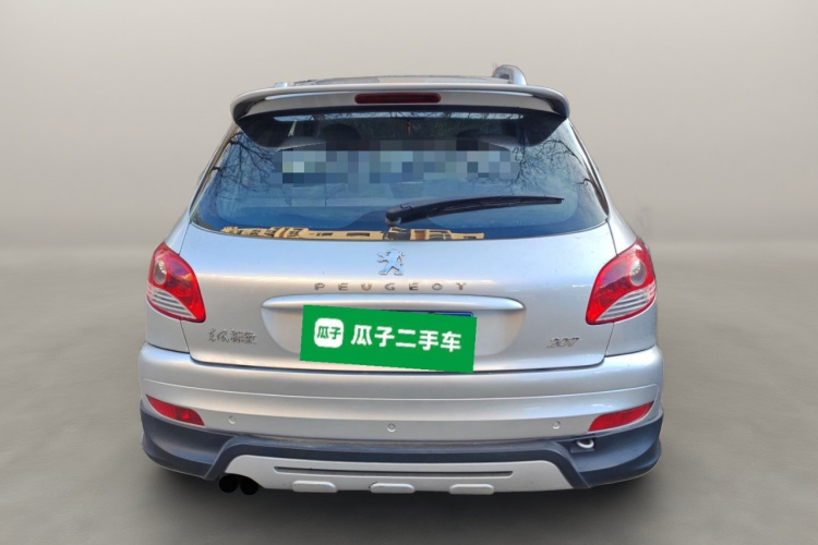 标致207 2013款 CROSS 1.4L 手动驭乐型车身外观6