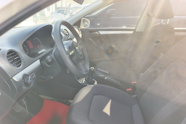 大众 捷达 2013款 1.6L 手动舒适型局部细节19