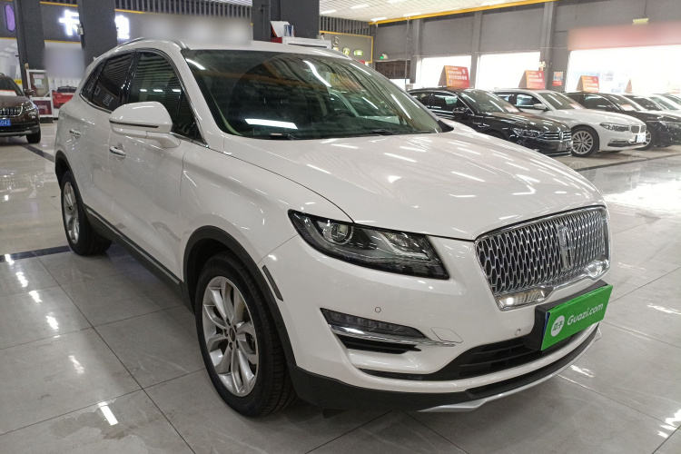 林肯MKC 2019款 2.0T 两驱尊雅版 国VI车身外观3