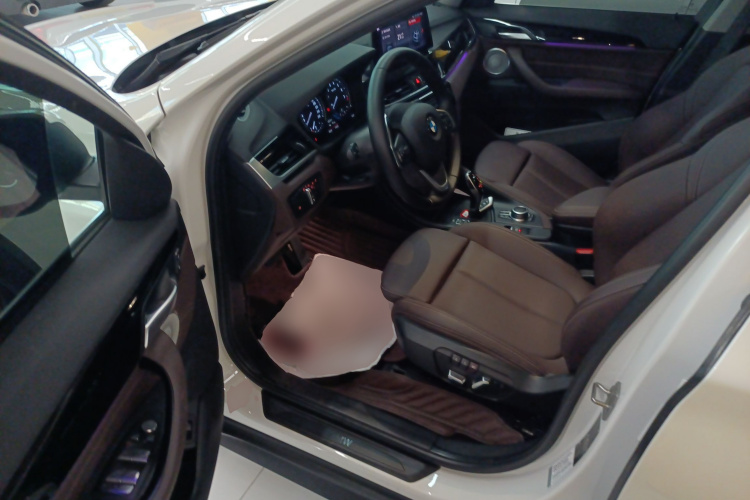 宝马X1 2021款 改款 sDrive20Li 时尚型中控内饰7003