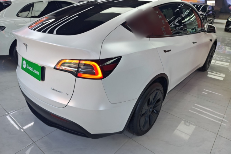 特斯拉 Model Y 2024款 后轮驱动版车身外观6005