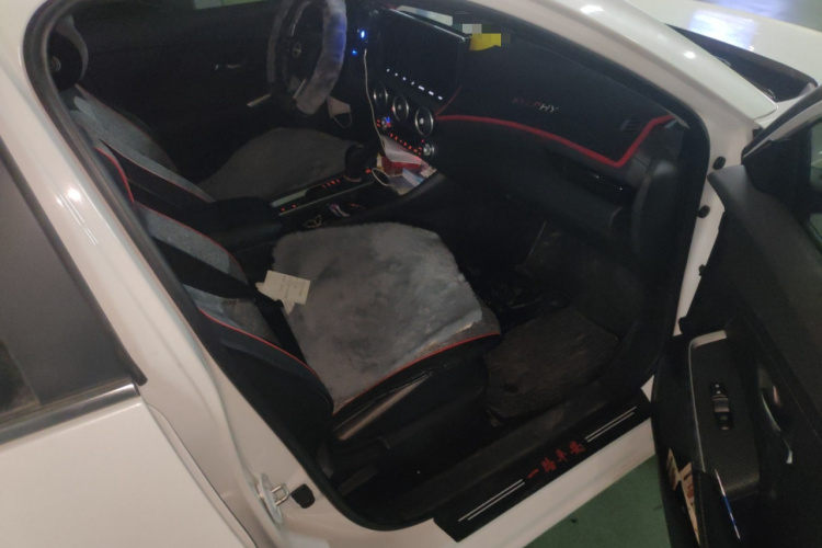 日产 轩逸 2023款 1.6L CVT悦享版局部细节9005