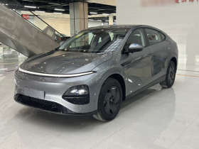 小鹏G6 2025款 625 长续航 Max 科技版