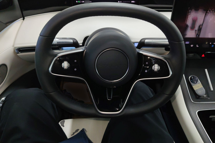 鸿蒙智行 享界S9 2024款 纯电 Ultra 四驱旗舰版中控内饰13