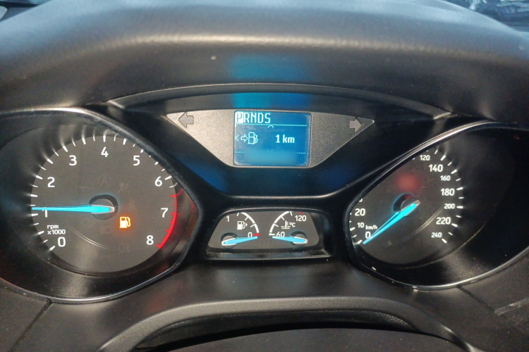 福特 福克斯 2018款 两厢经典 1.6L 自动风尚型智行版局部细节14