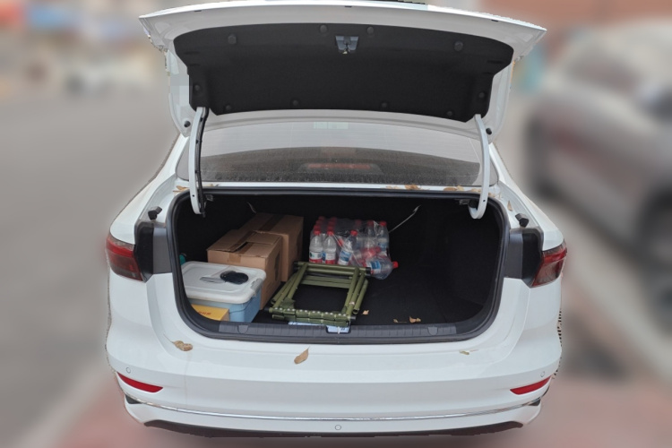 吉利汽车 帝豪 2026款 第4代 400万纪念款 1.5L 手动超越型中控内饰23